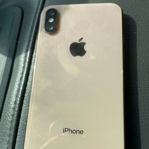 iPhone XS 64 GB Used